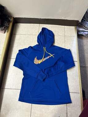 Nike Therma-Fit Women's Blue Swoosh Pullover Hoodie Size Medium